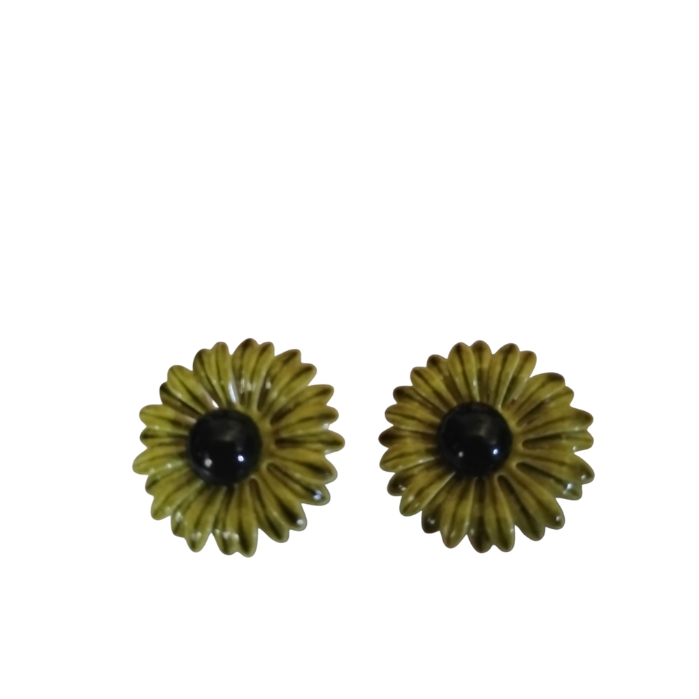 VTG Clip Earrings Floral Green/Black Elegant Costume Jewelry Timeless Feminine